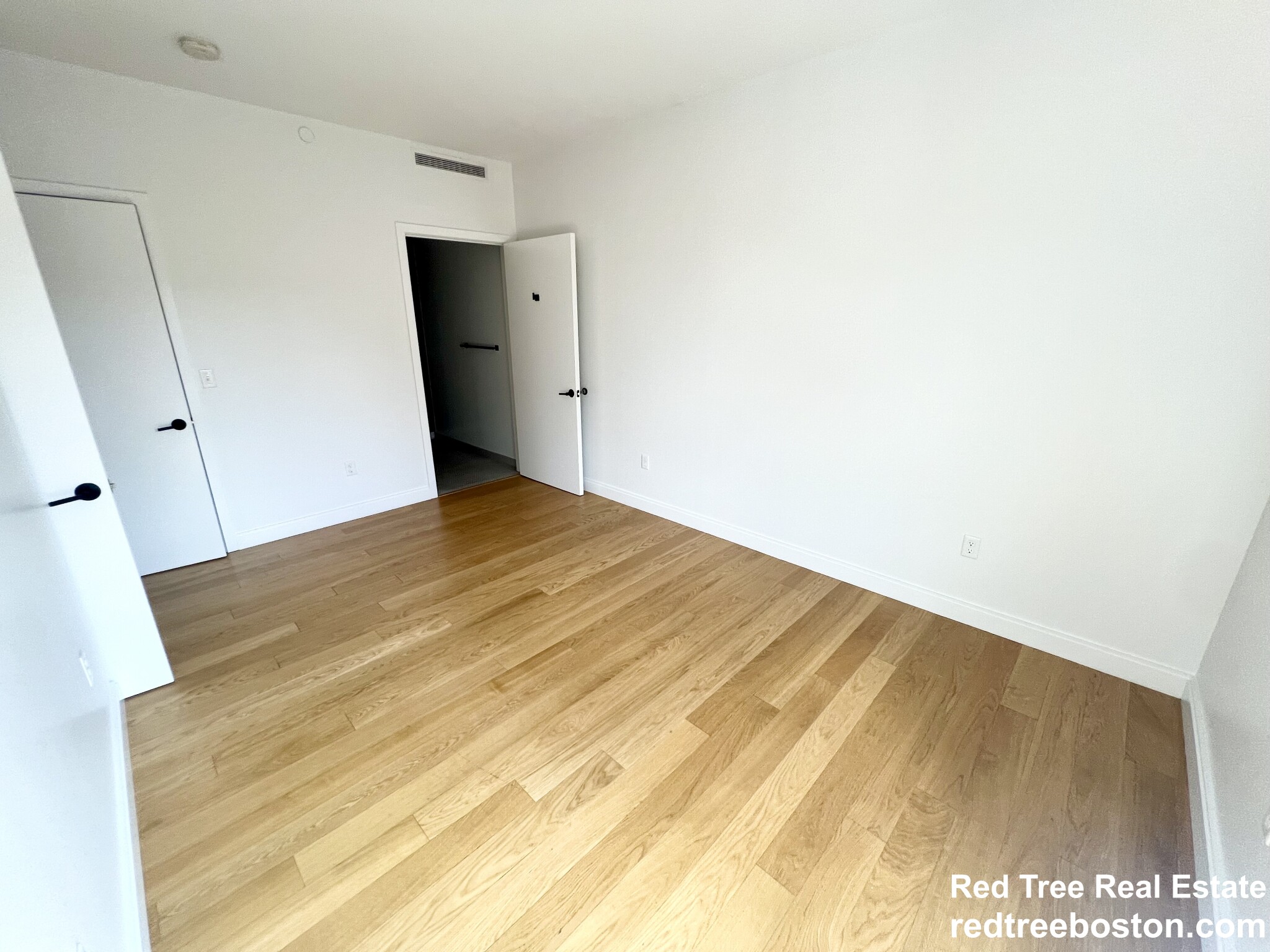 83 Gardner St, Allston