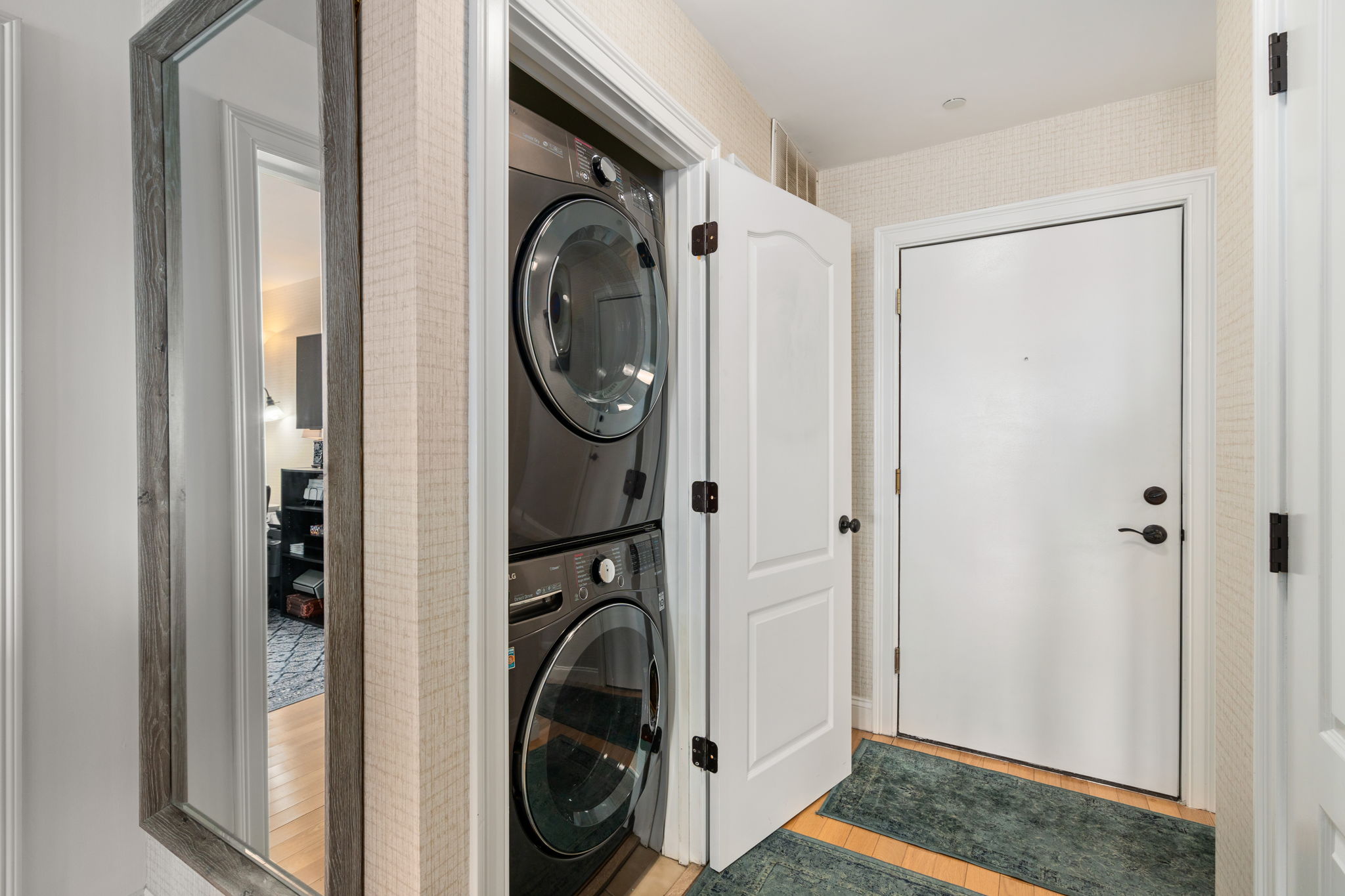 320 West 3rd St, South Boston