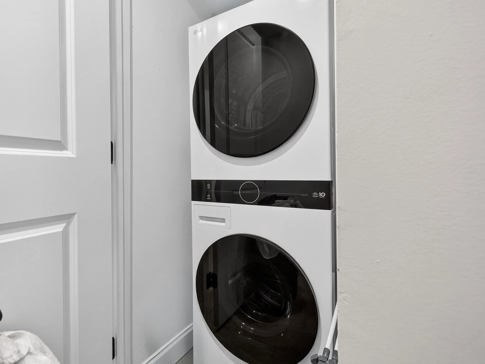 176 Salem St, North End