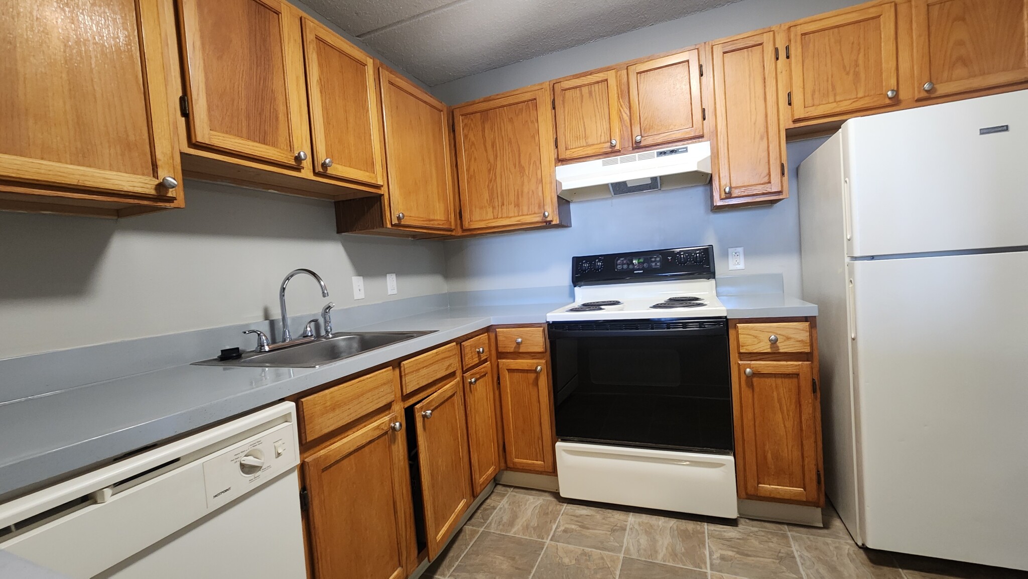 7 Ocean View Dr, Dorchester