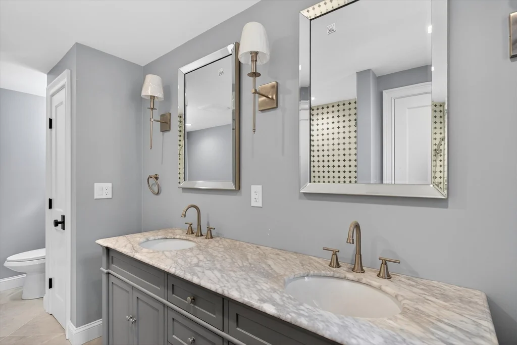 17 Allston St, Charlestown