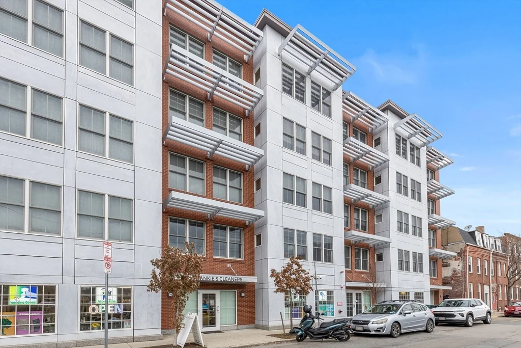 70 Bremen St, East Boston