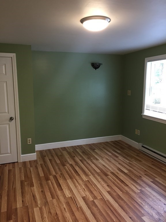 75 Chapel St, Shirley