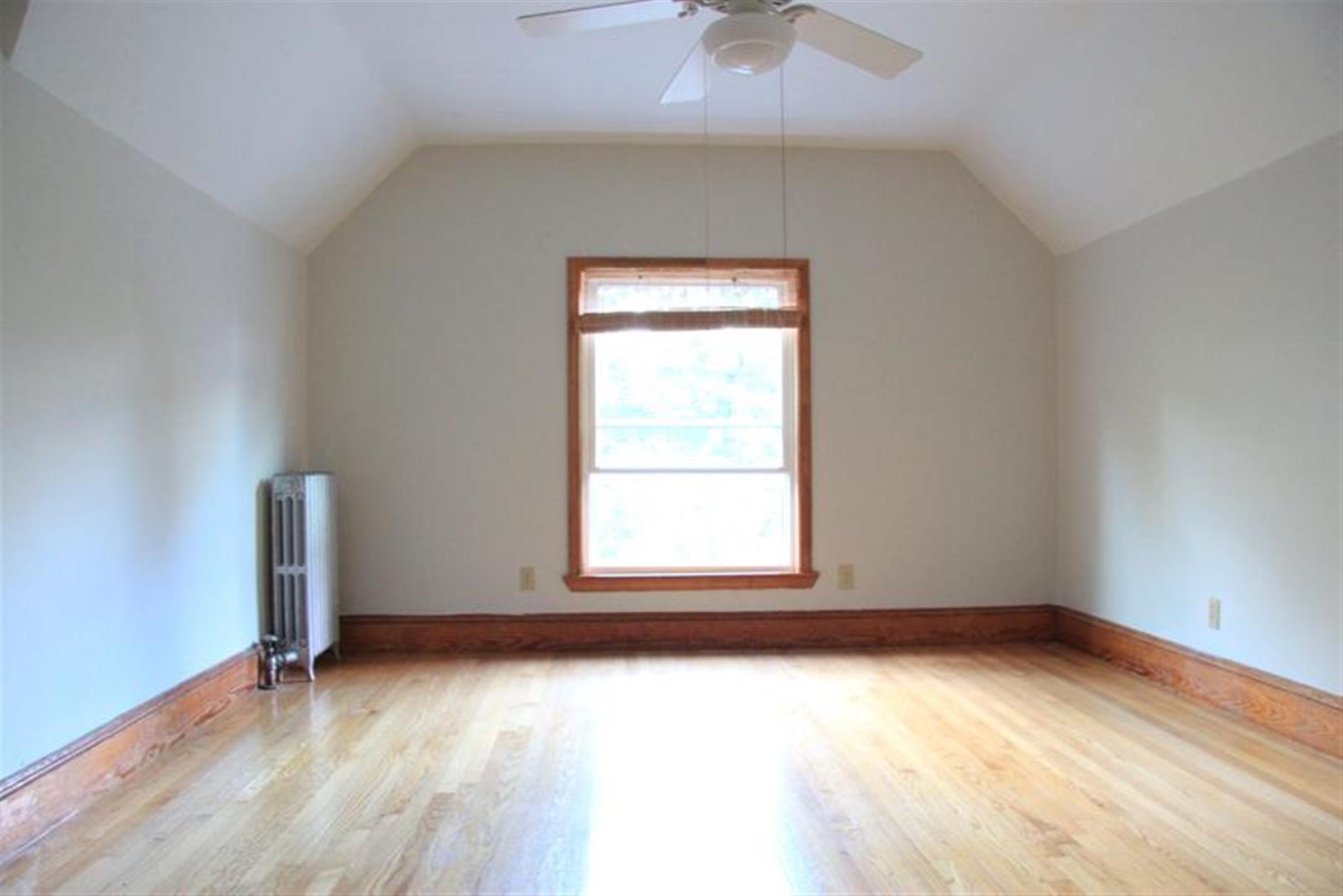 3 bed, 2 bath apartment for rent at 11 Albion St Unit R, Spring Hill — photo 22 of 31