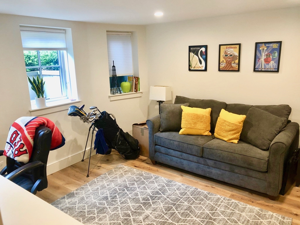 227 Concord Ave, Cambridge