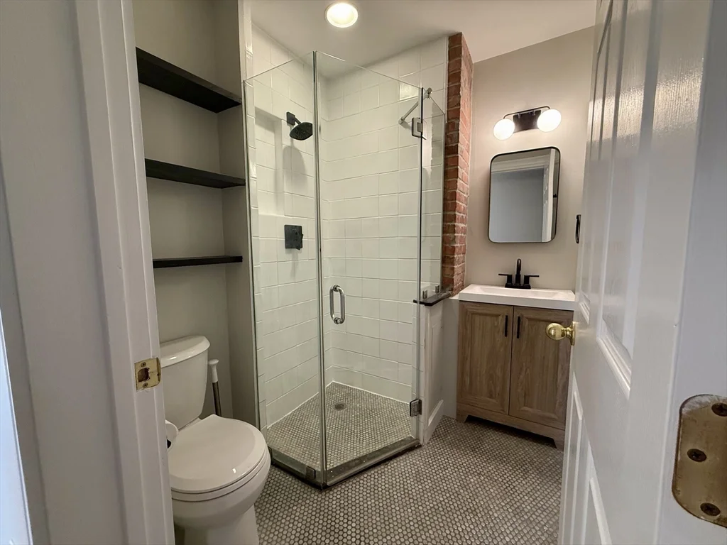 38 Goldsmith St, Jamaica Plain