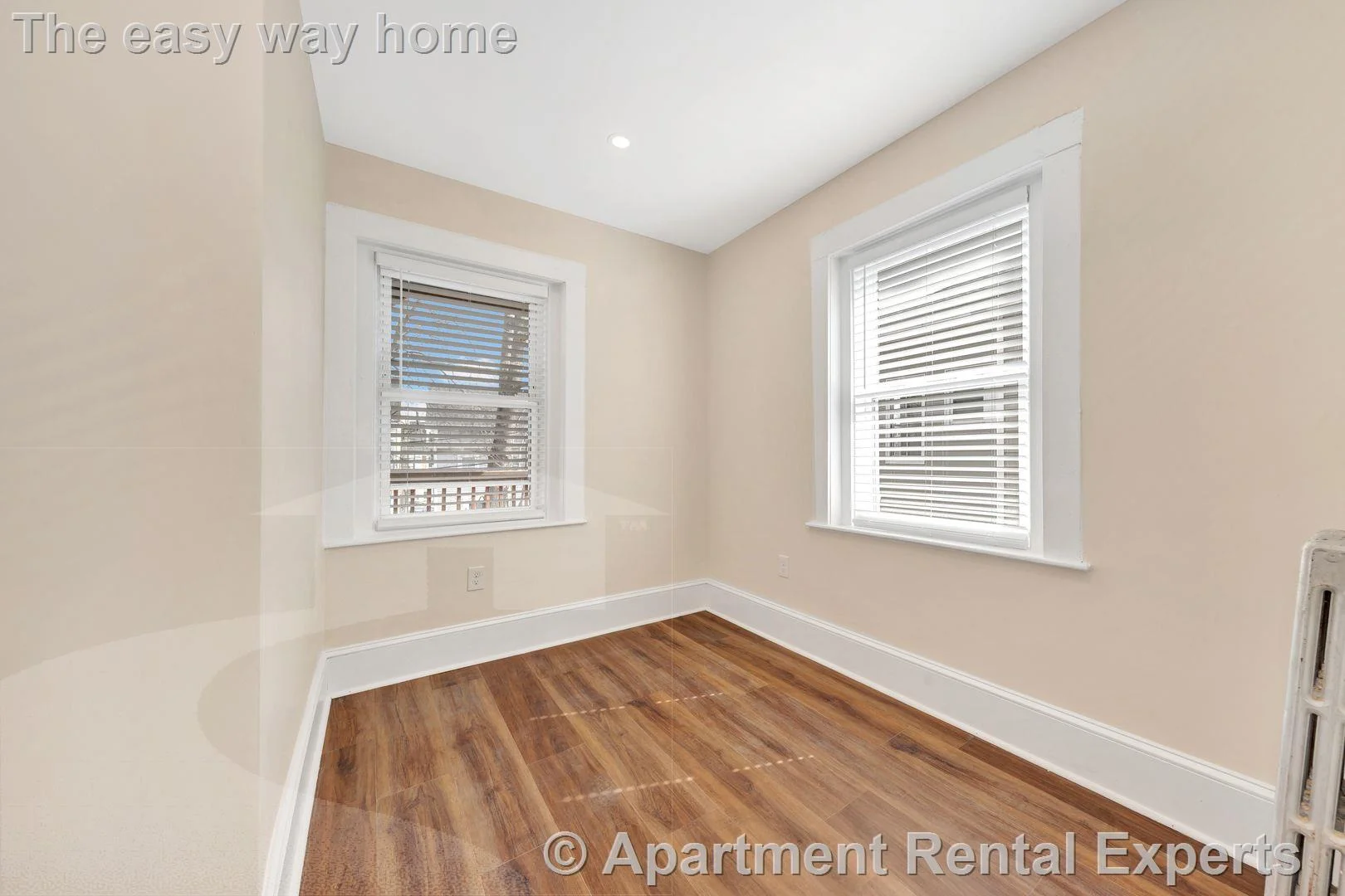 105 School St, Roxbury