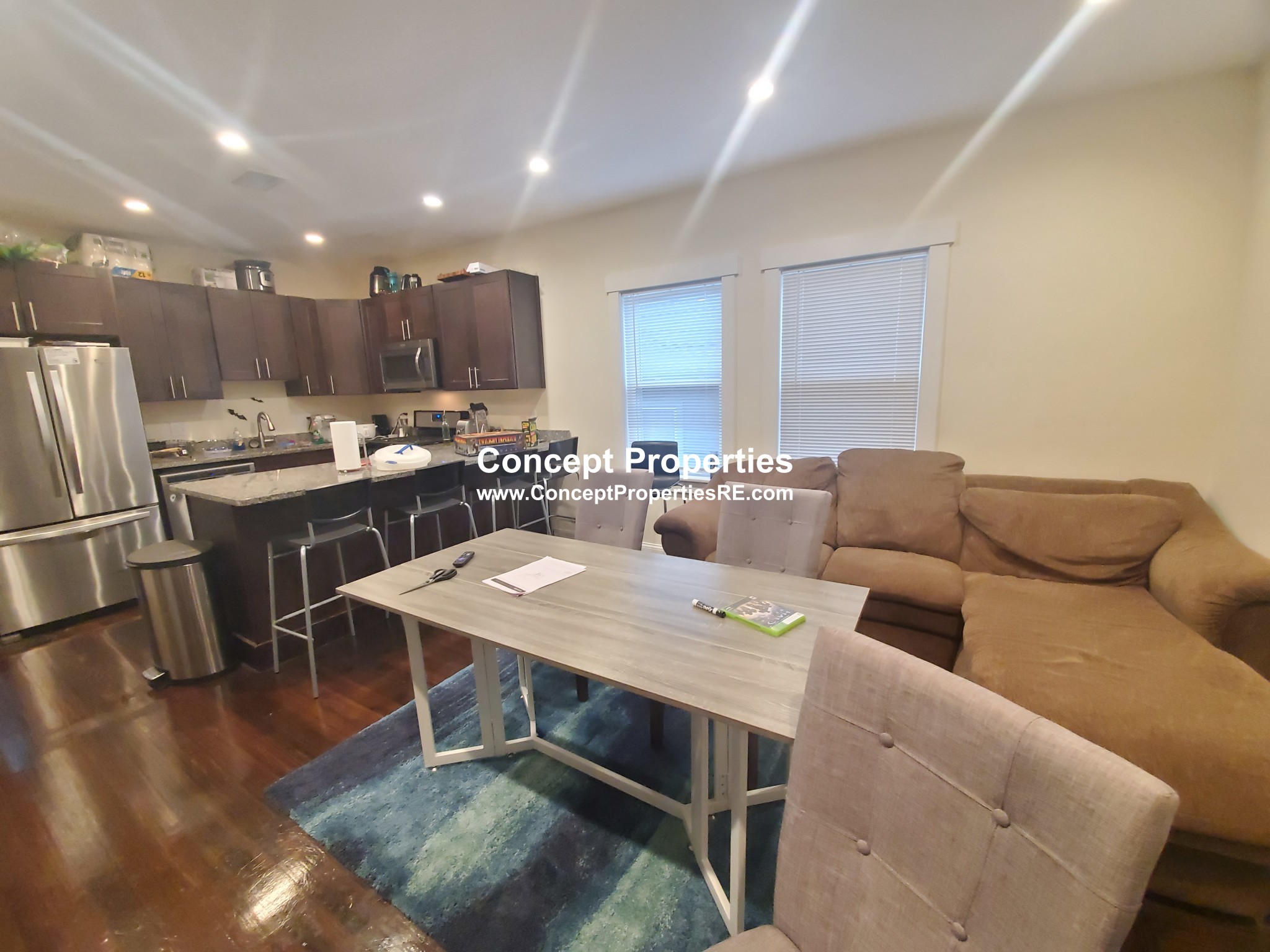 4 bed, 2 bath apartment for rent at 194 Hillside St Unit 2, Mission Hill — photo 7 of 8