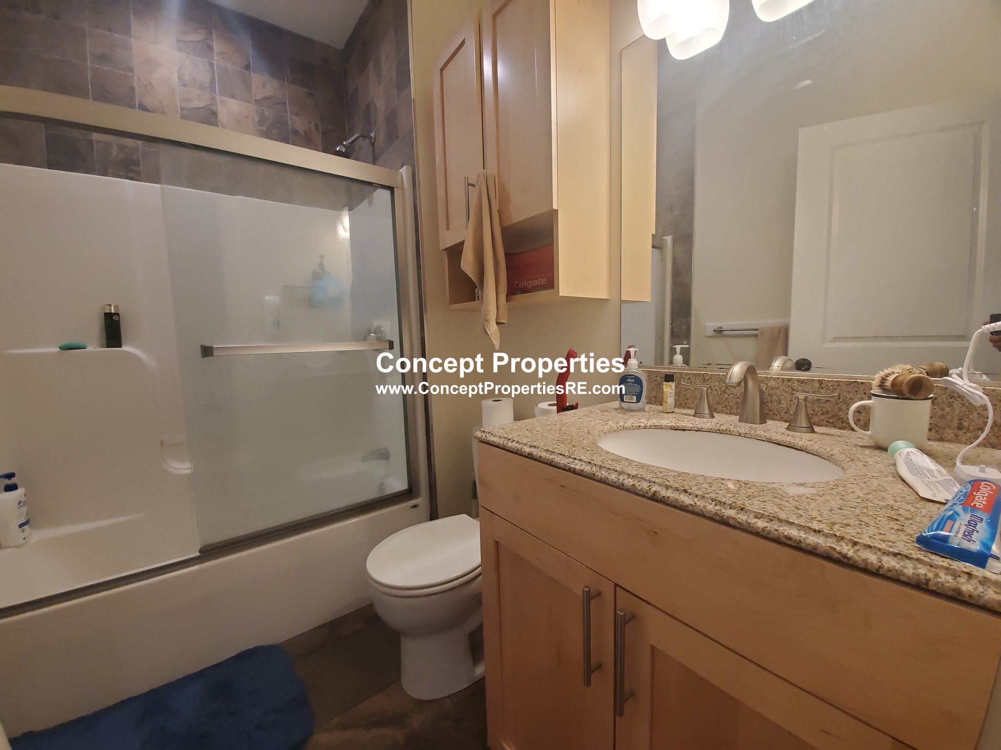4 bed, 2 bath apartment for rent at 194 Hillside St Unit 2, Mission Hill — photo 2 of 8
