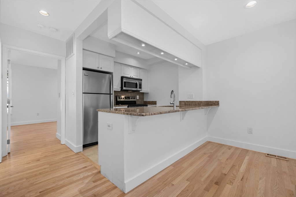 131 Warren Ave, South End