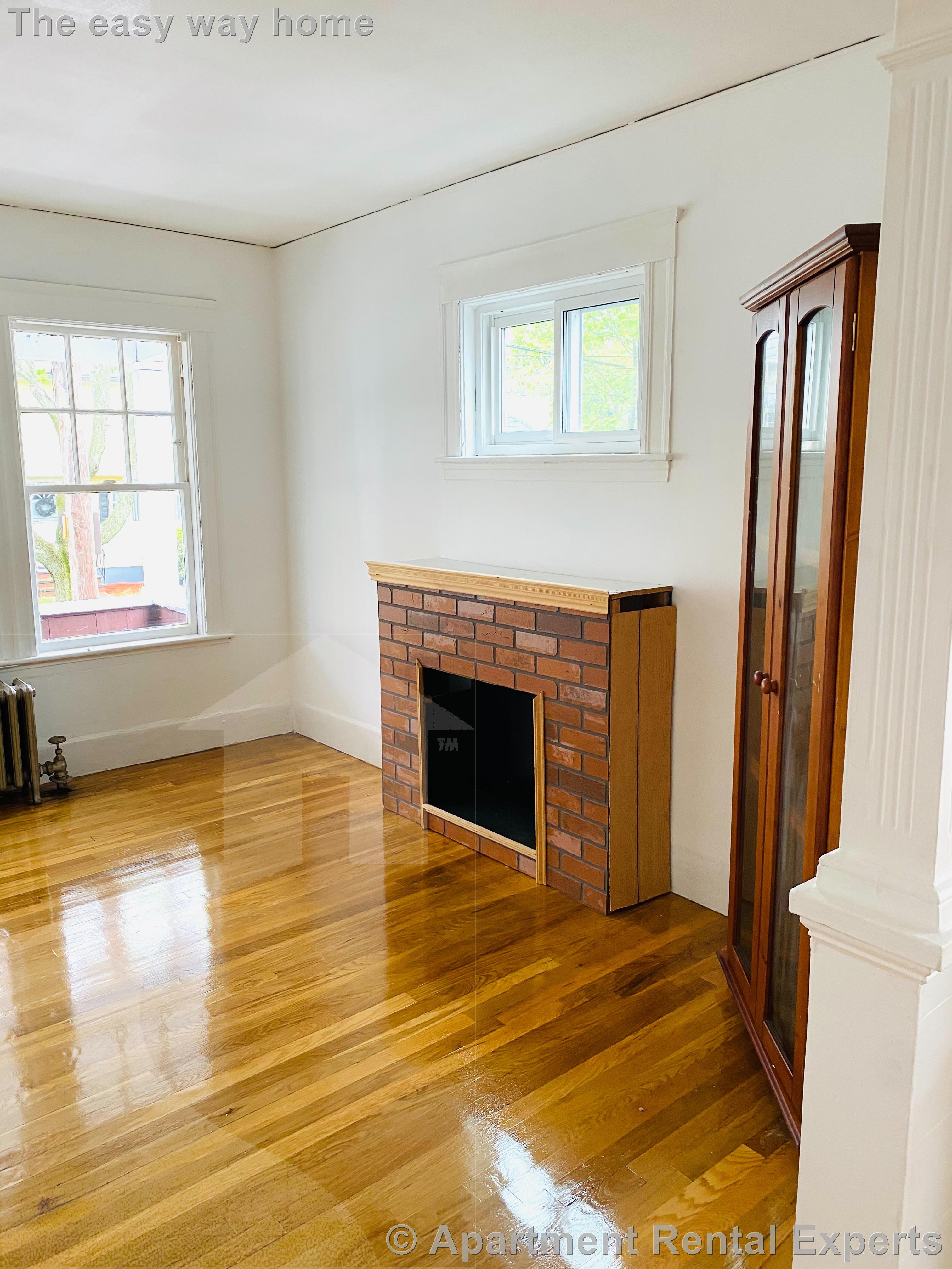 137 Mills St, Malden Center