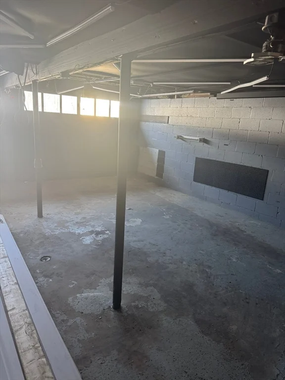 2 Harding St, Fitchburg