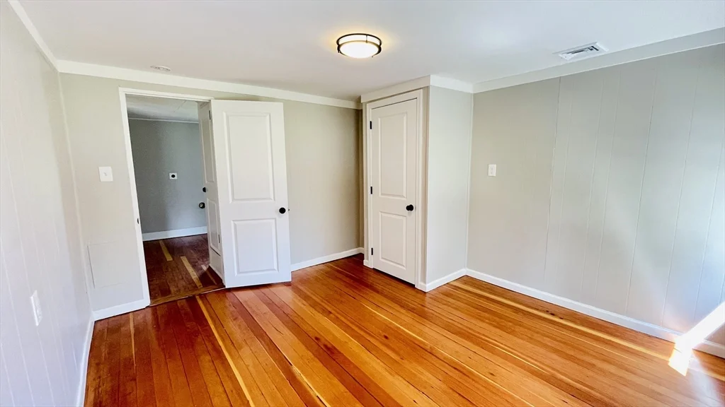 61 Hastings Rd, Southwick