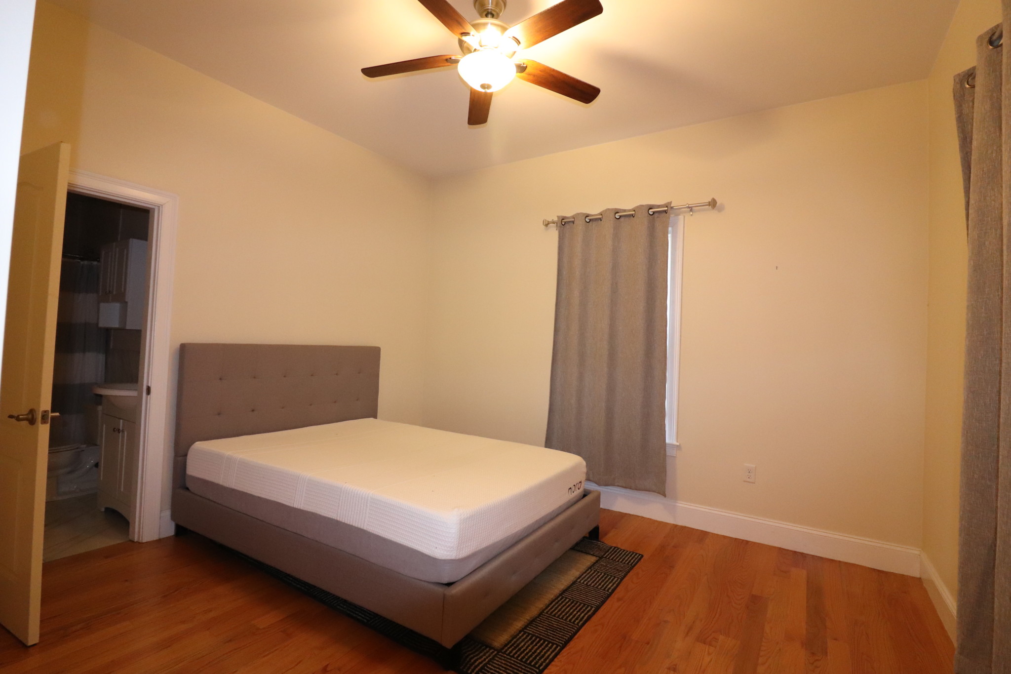 926 Dorchester Ave, Dorchester