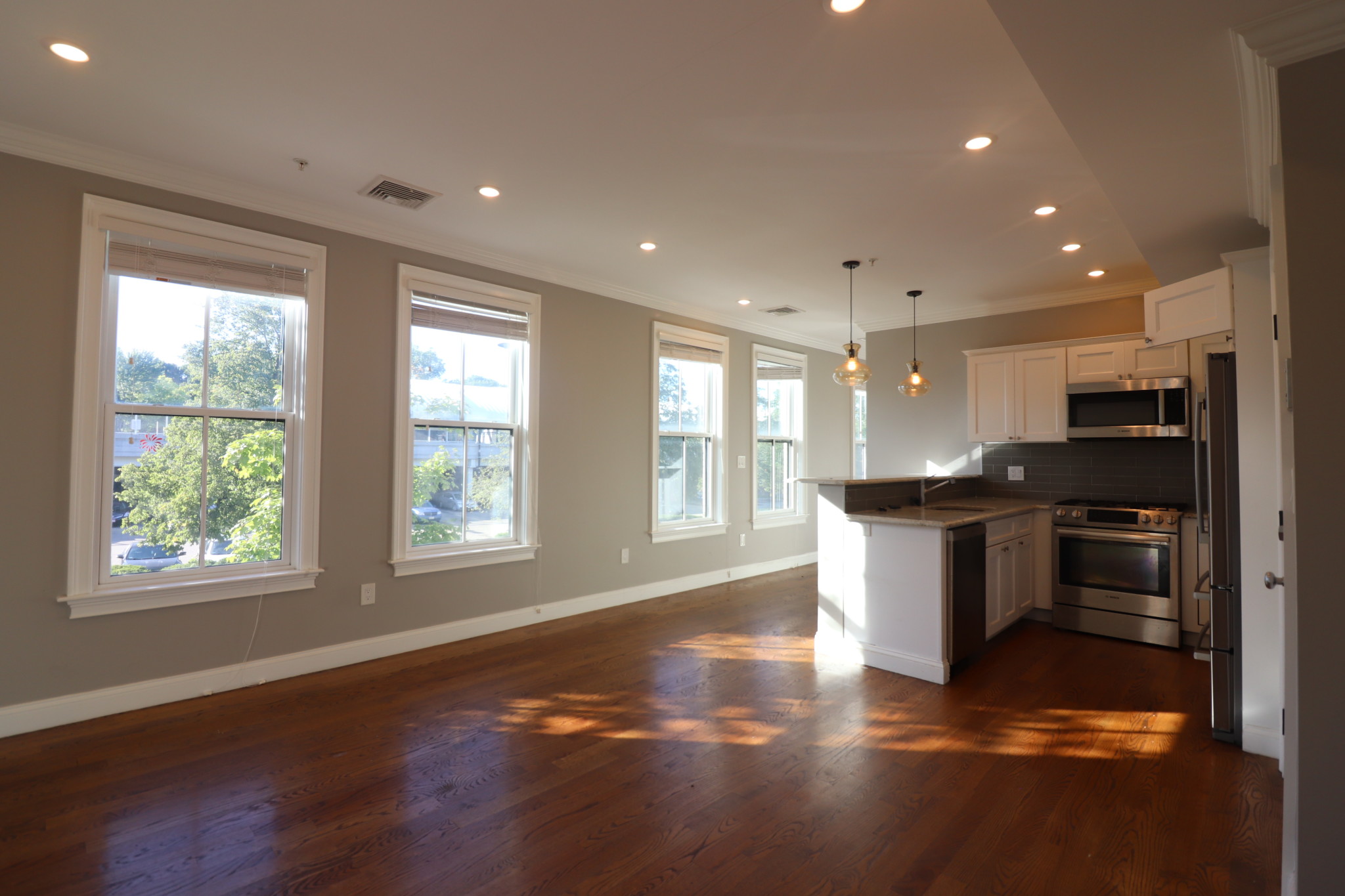 38-42 Hyde Park Ave, Jamaica Plain