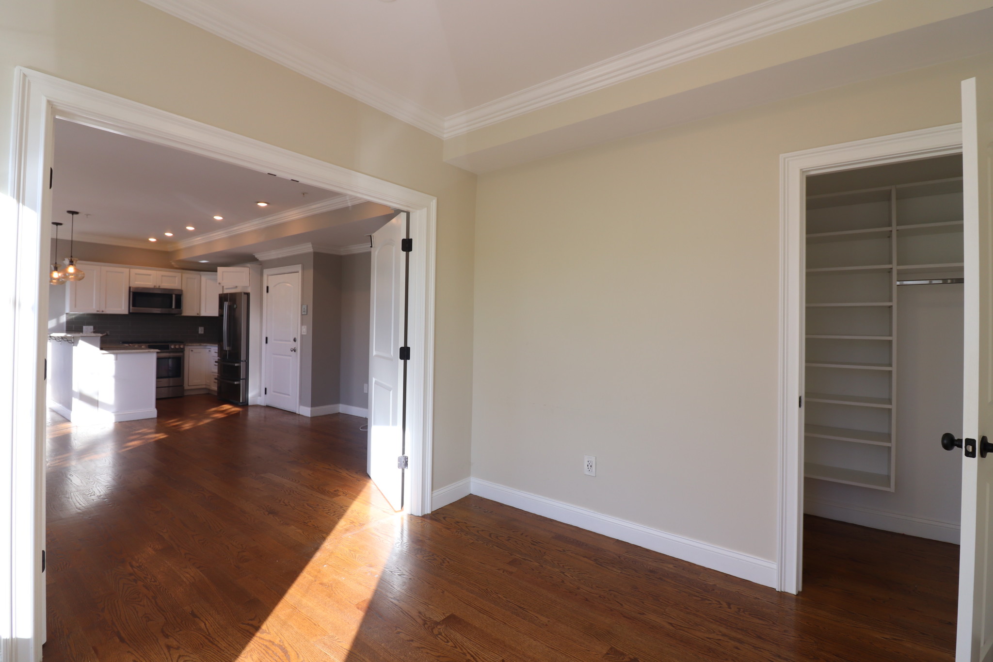 38-42 Hyde Park Ave, Jamaica Plain