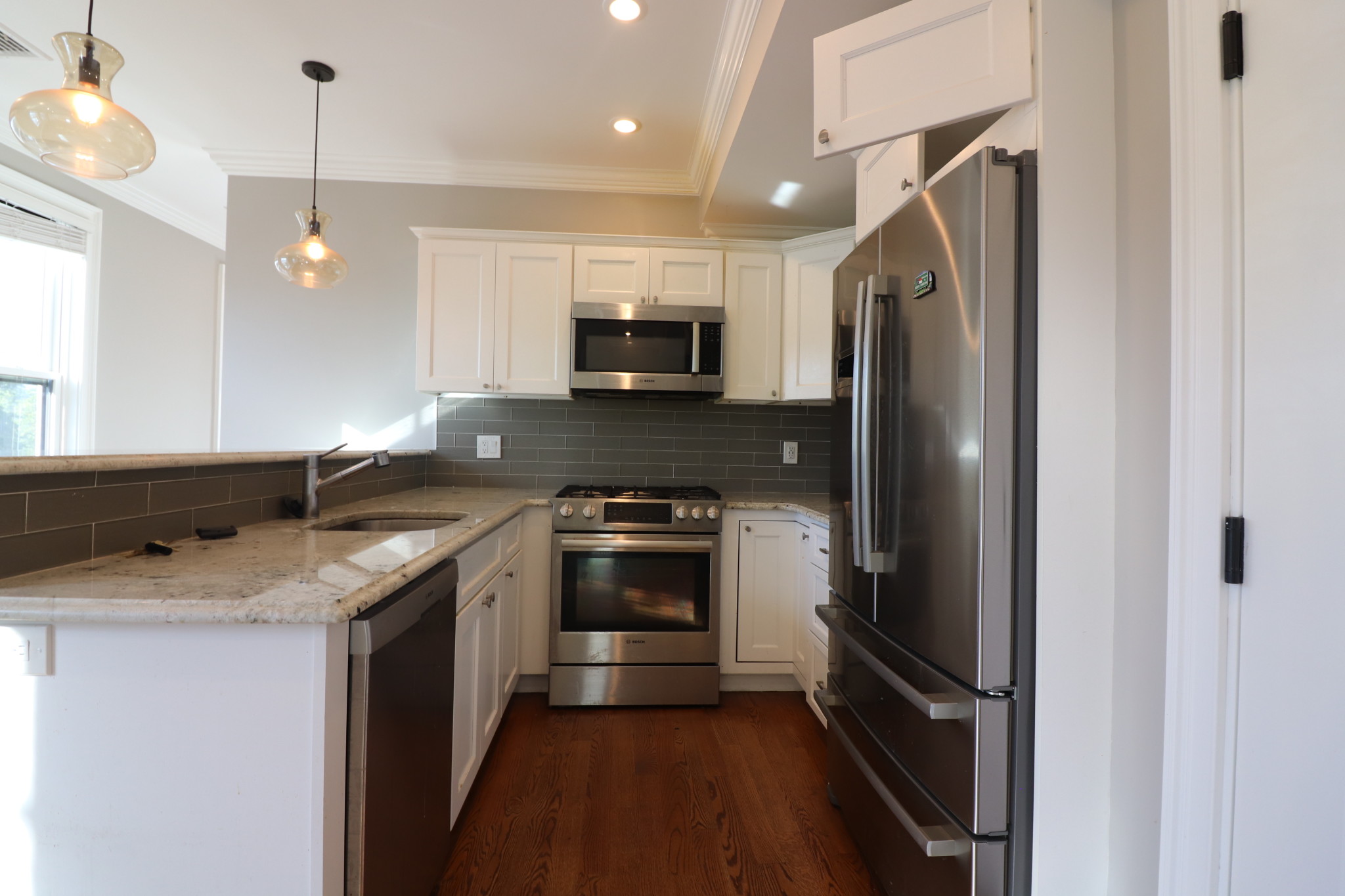 38-42 Hyde Park Ave, Jamaica Plain