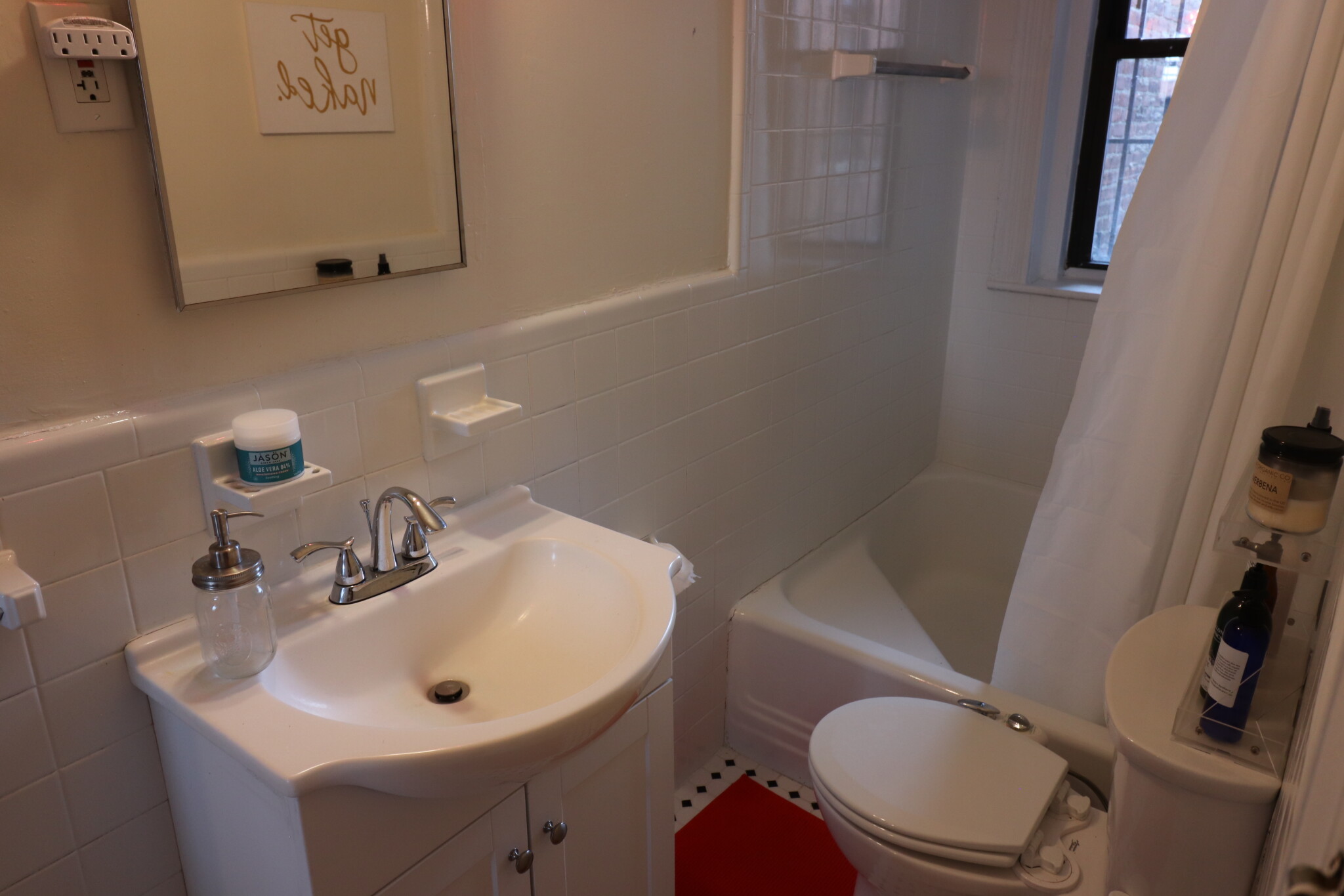 1959 Commonwealth Ave, Brighton