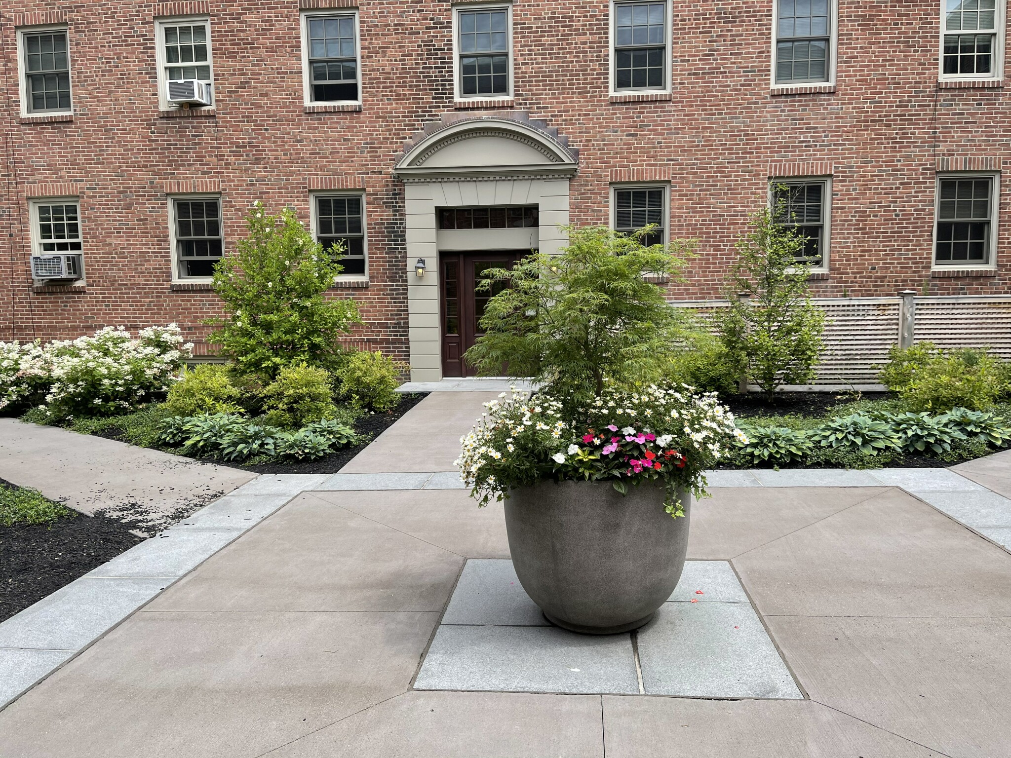 312 Washington St, Wellesley