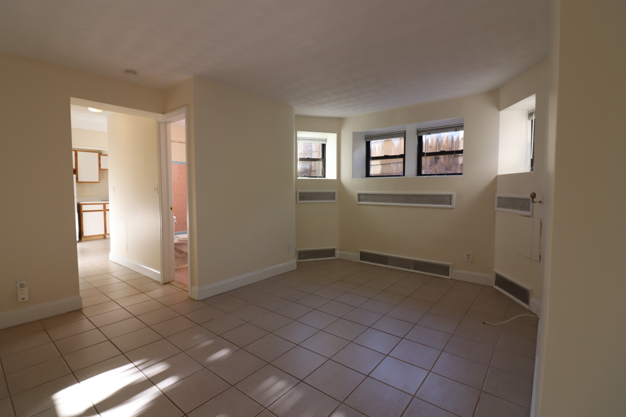 120 Babcock St, North Brookline