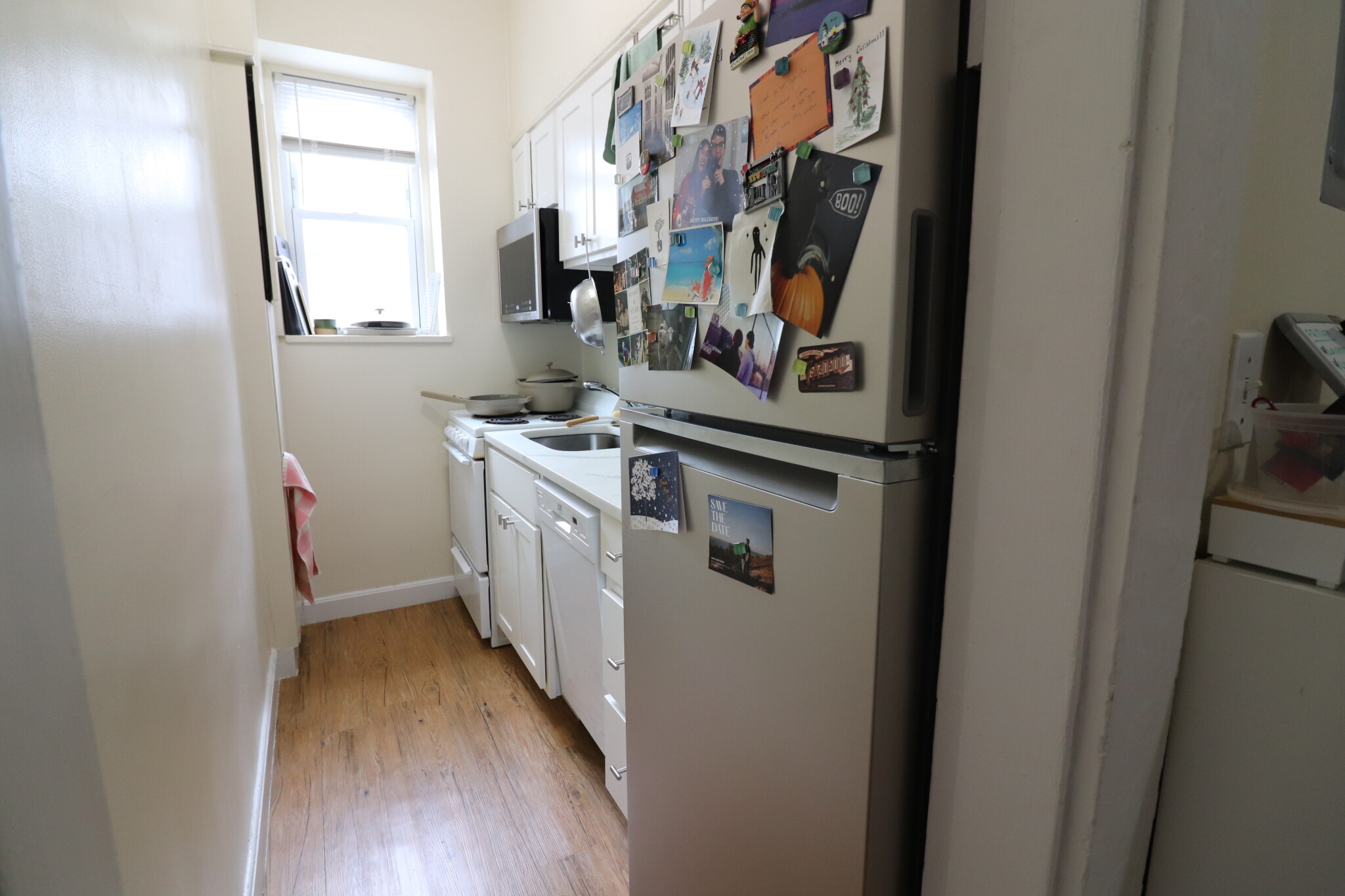 1.5 bed, 1 bath apartment for rent at 1477 Beacon St Unit 5, Griggs Park — photo 3 of 10