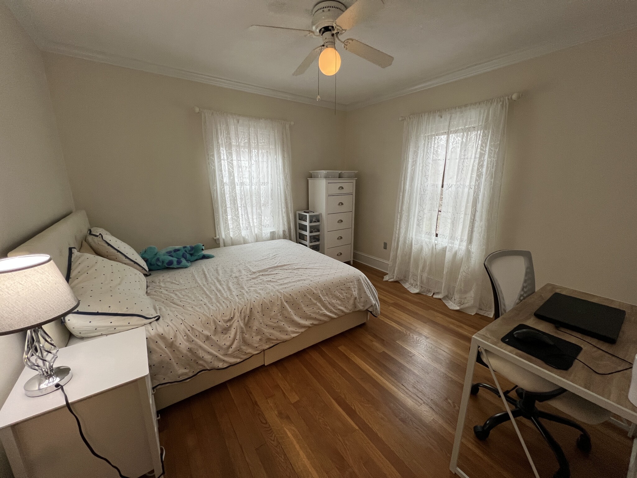 33 Clearwater Rd, Chestnut Hill