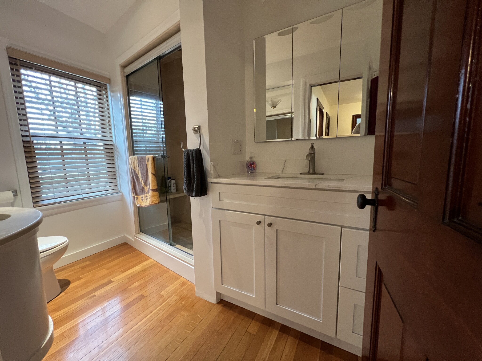 33 Clearwater Rd, Chestnut Hill