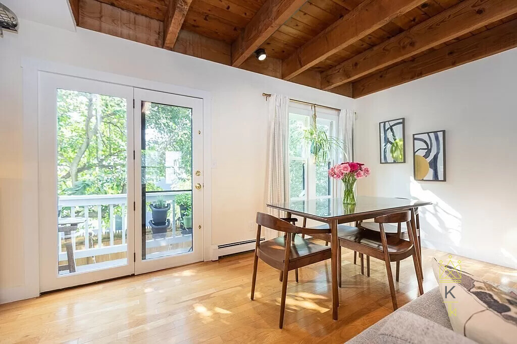 216 Hurley St, East Cambridge