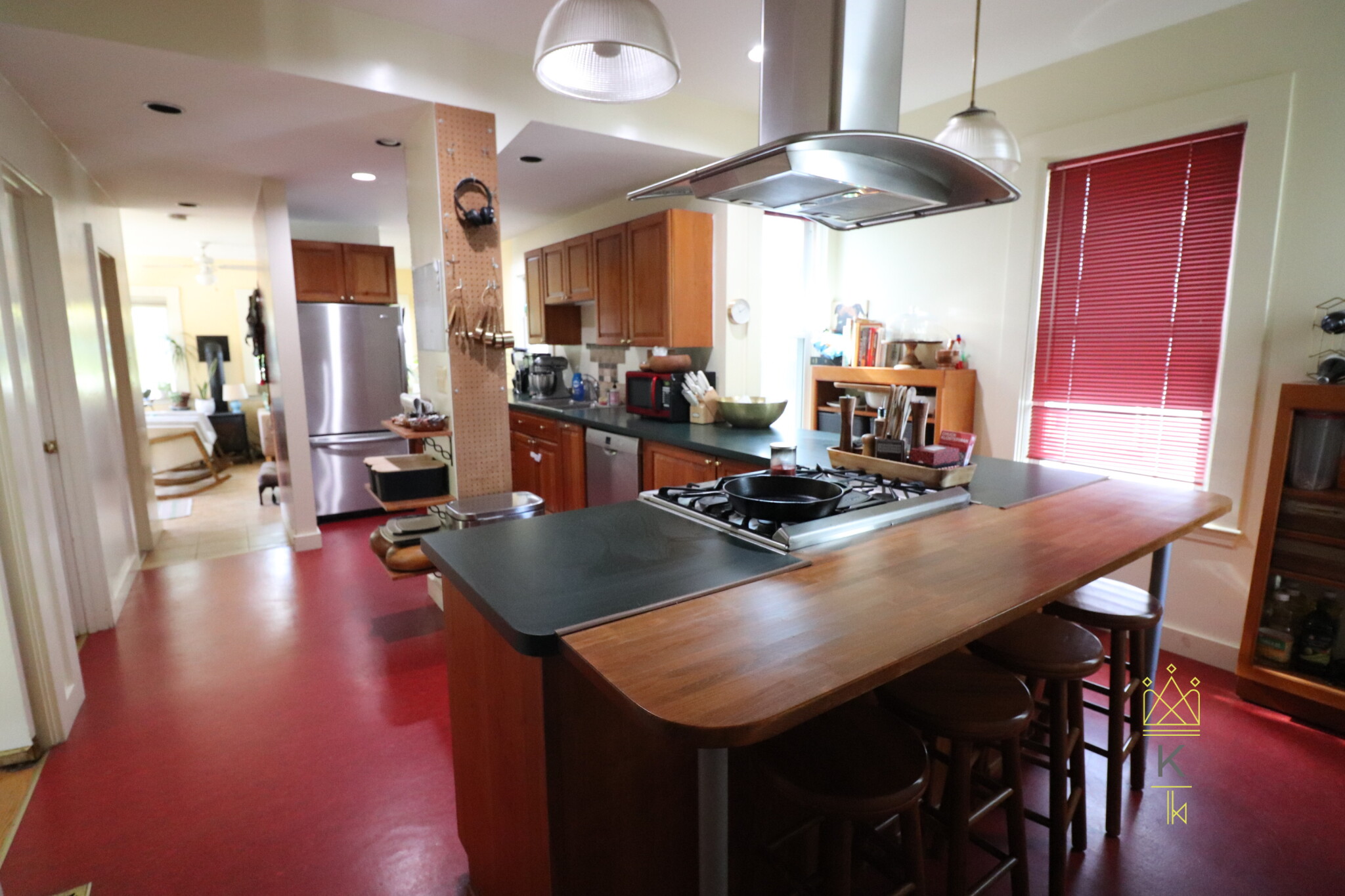 3 bed, 1.5 bath apartment for rent at 71 Kenwood St Unit 71, Dorchester — photo 6 of 23