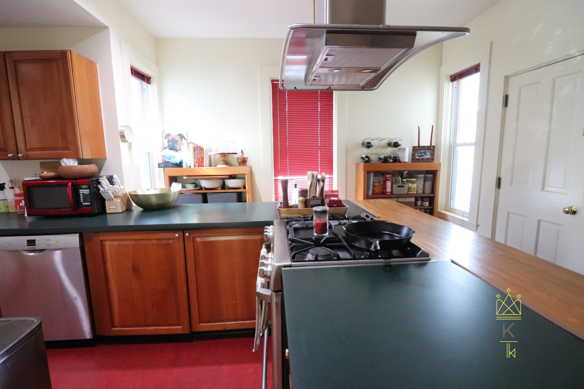 3 bed, 1.5 bath apartment for rent at 71 Kenwood St Unit 71, Dorchester — photo 4 of 23