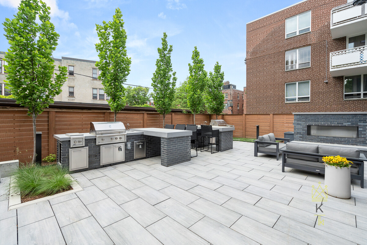 54 Auburn St, Coolidge Corner