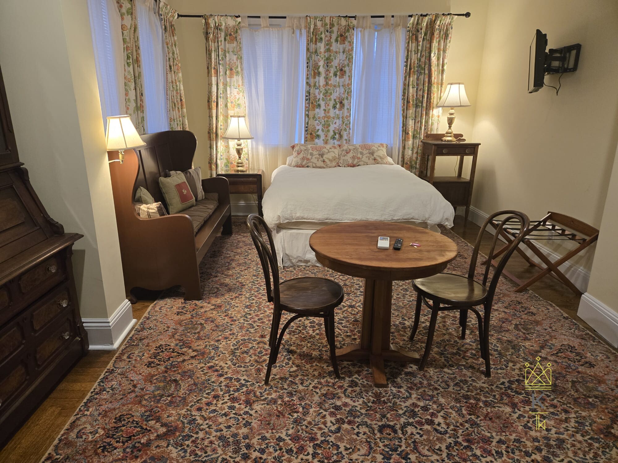 143 Saint Paul St, Coolidge Corner