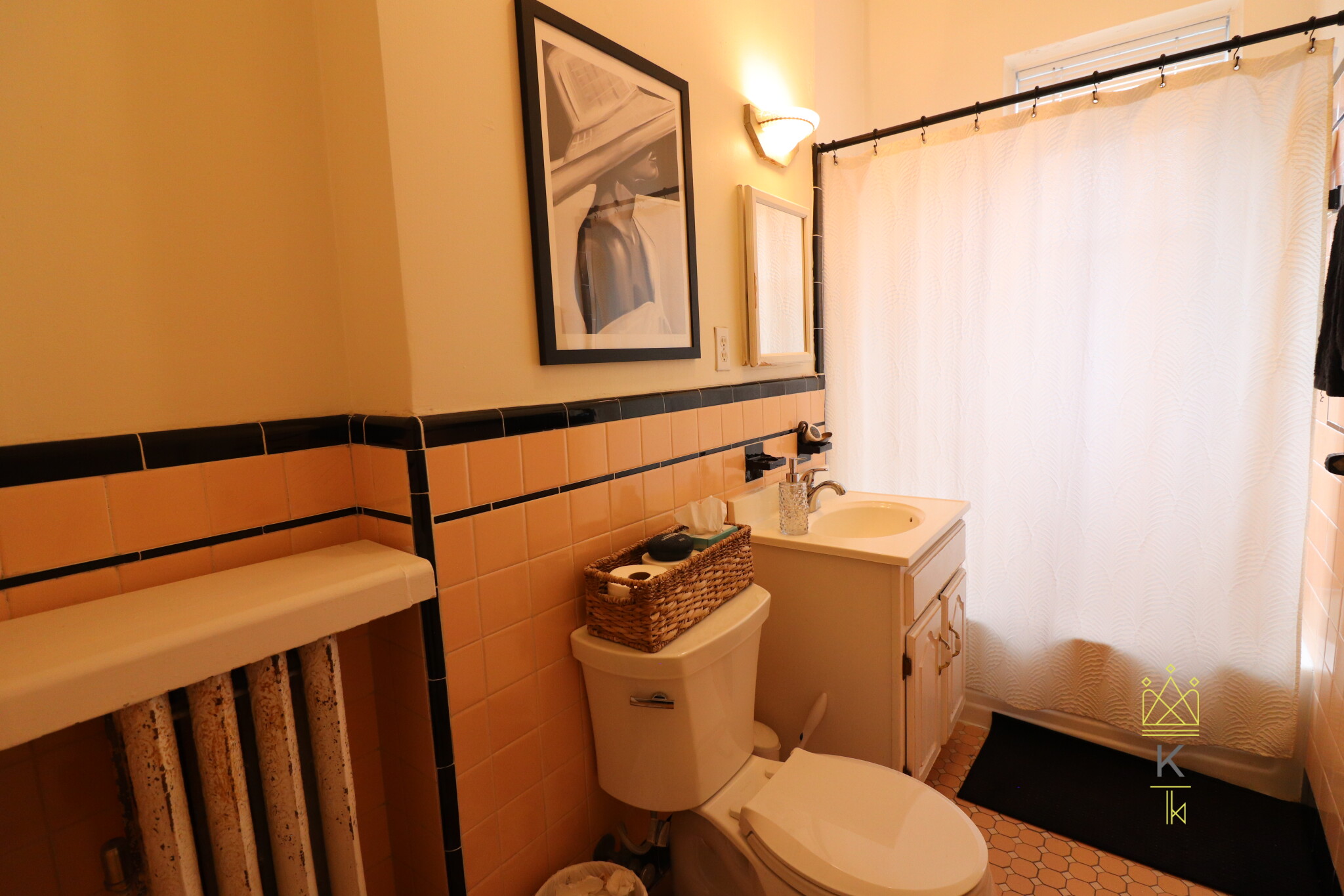 1569 Beacon St, Brookline