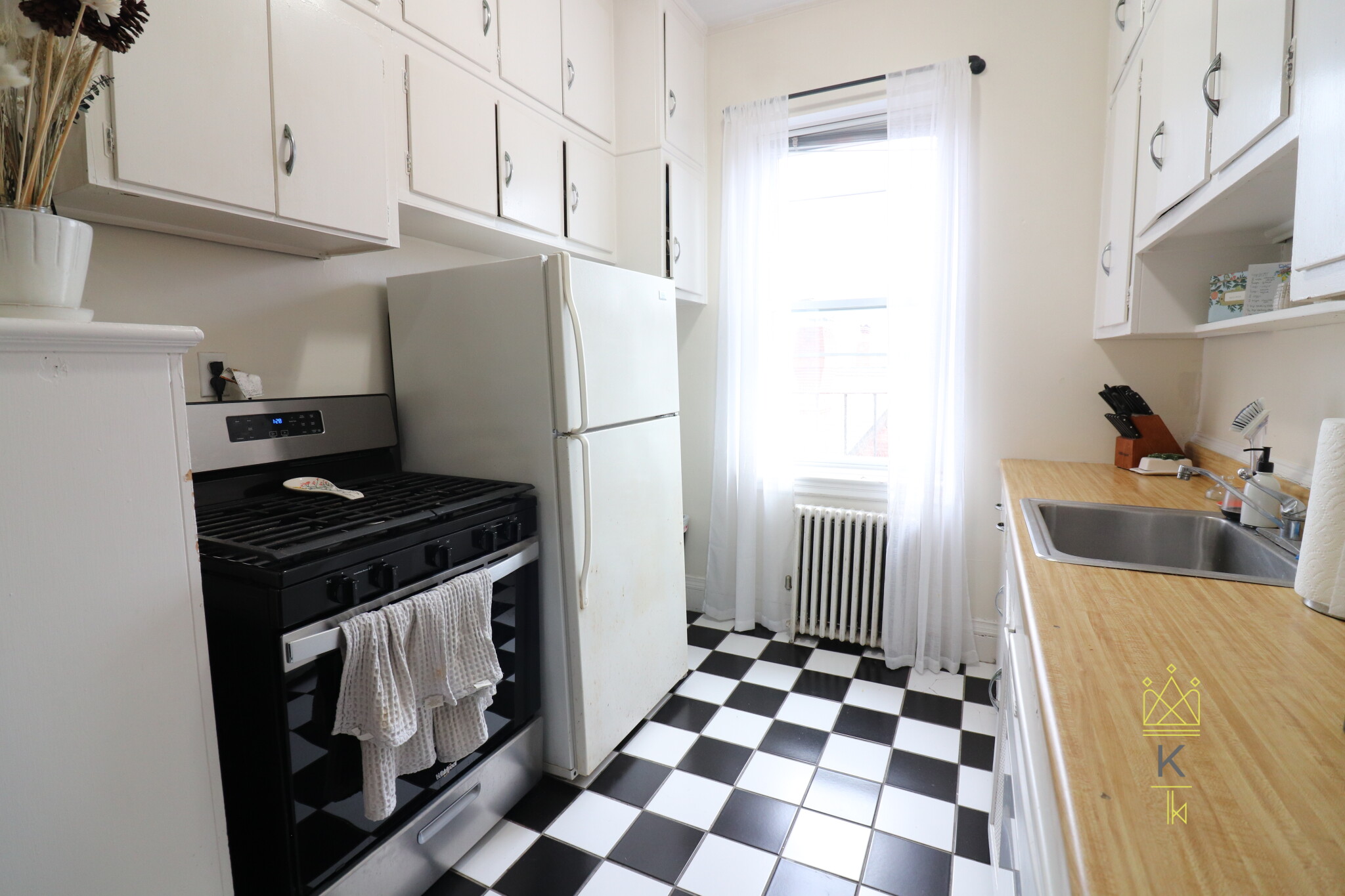 1569 Beacon St, Brookline