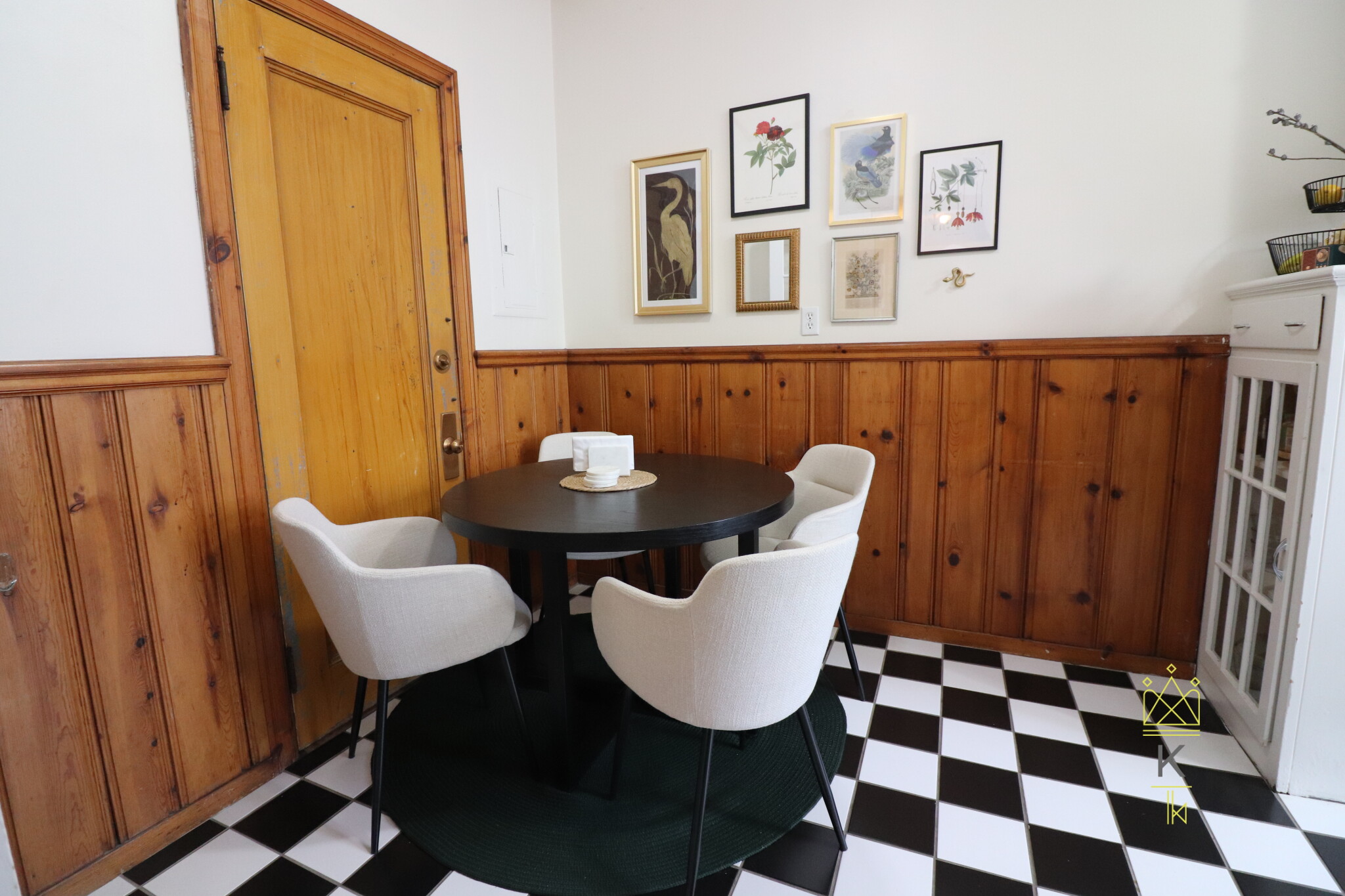 1569 Beacon St, Brookline