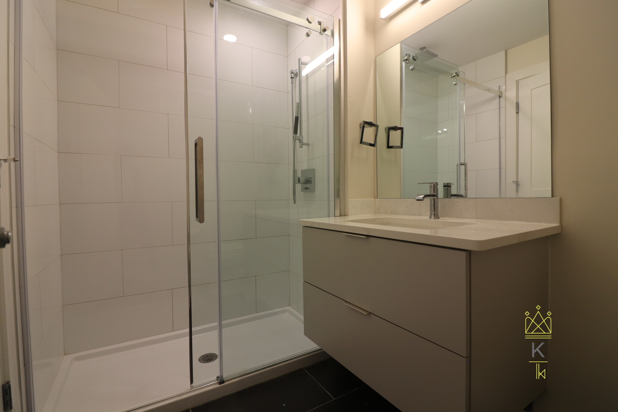 458 Washington St, Brighton