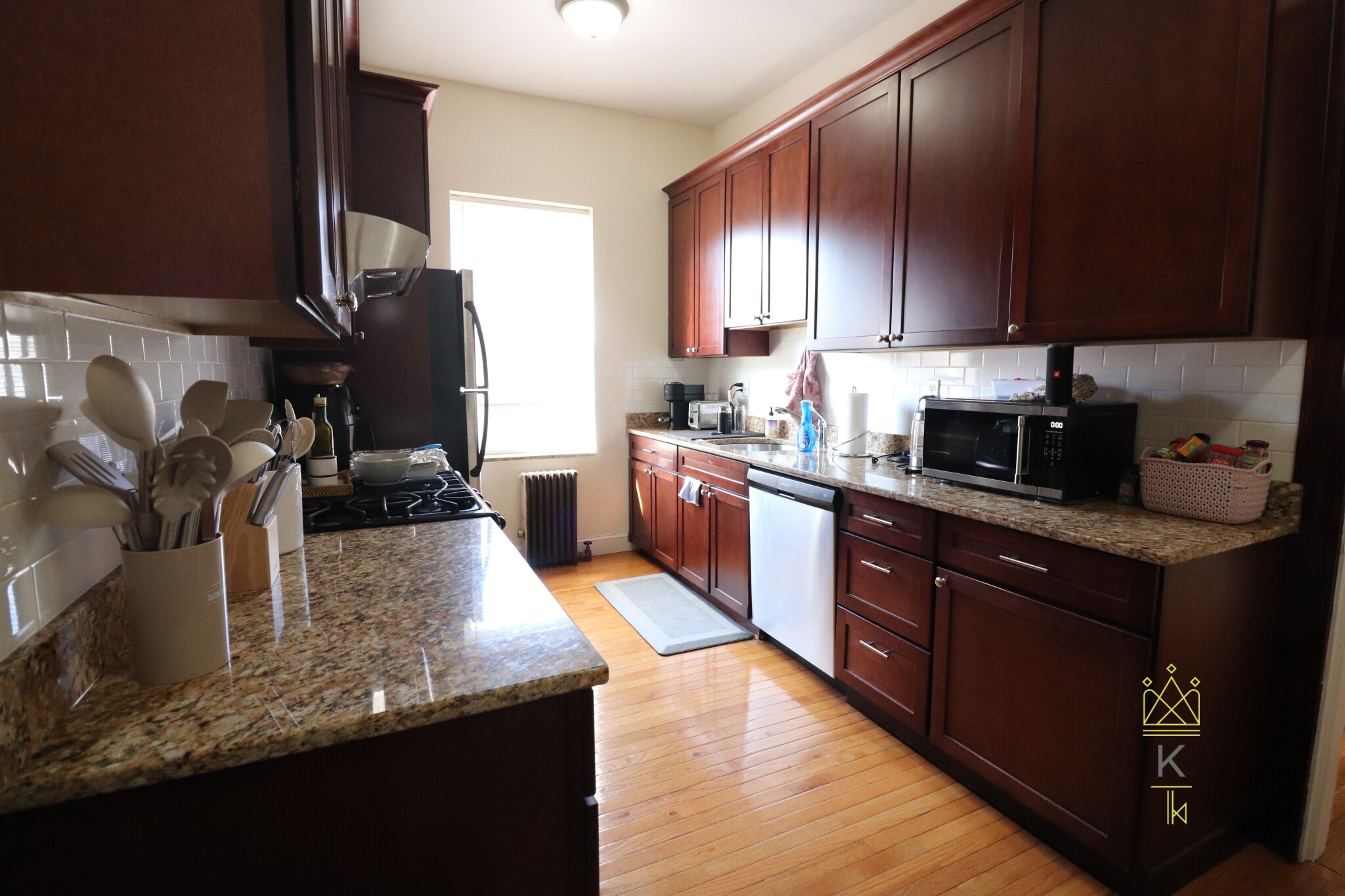 1569 Beacon St, Brookline