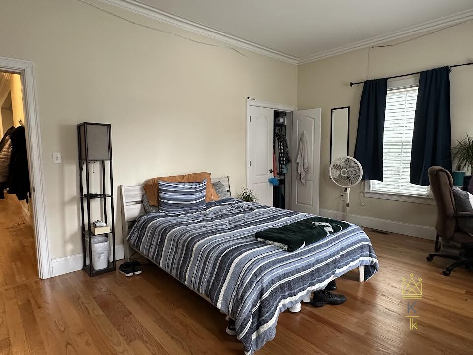 926 Dorchester Ave, Dorchester