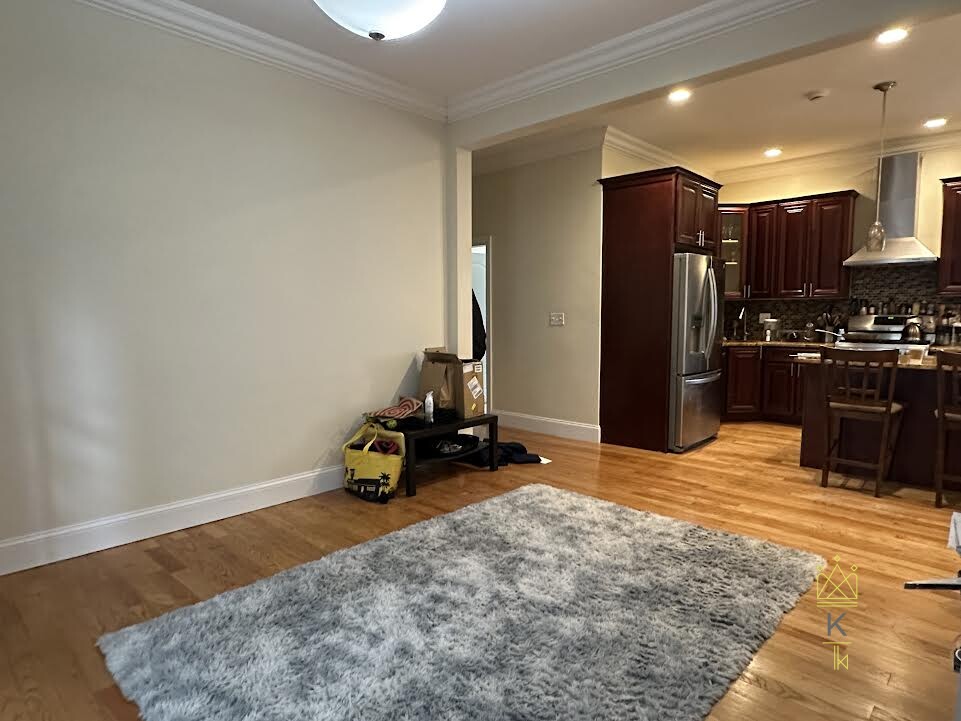 926 Dorchester Ave, Dorchester