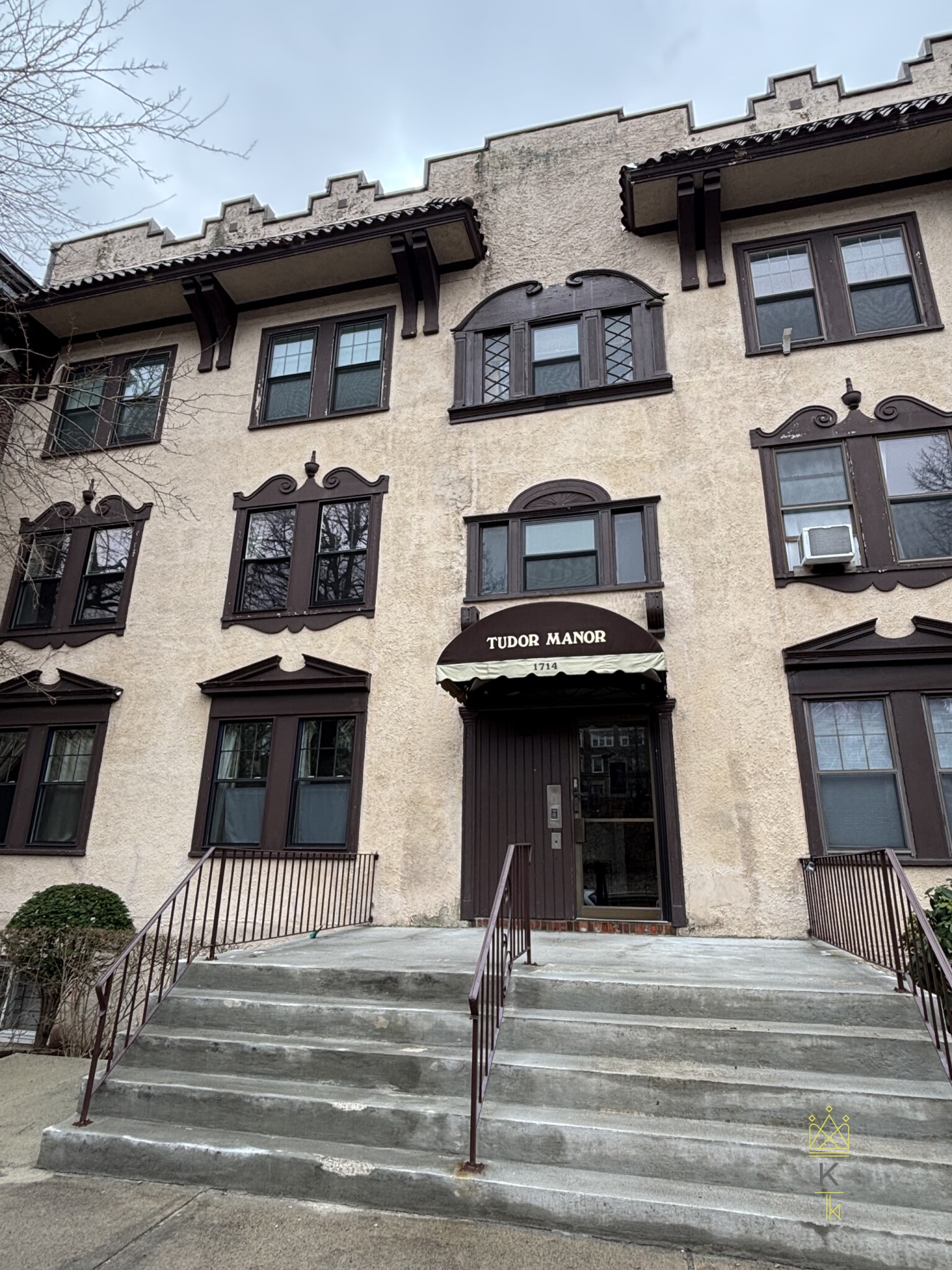 1714 Commonwealth Ave, Brighton