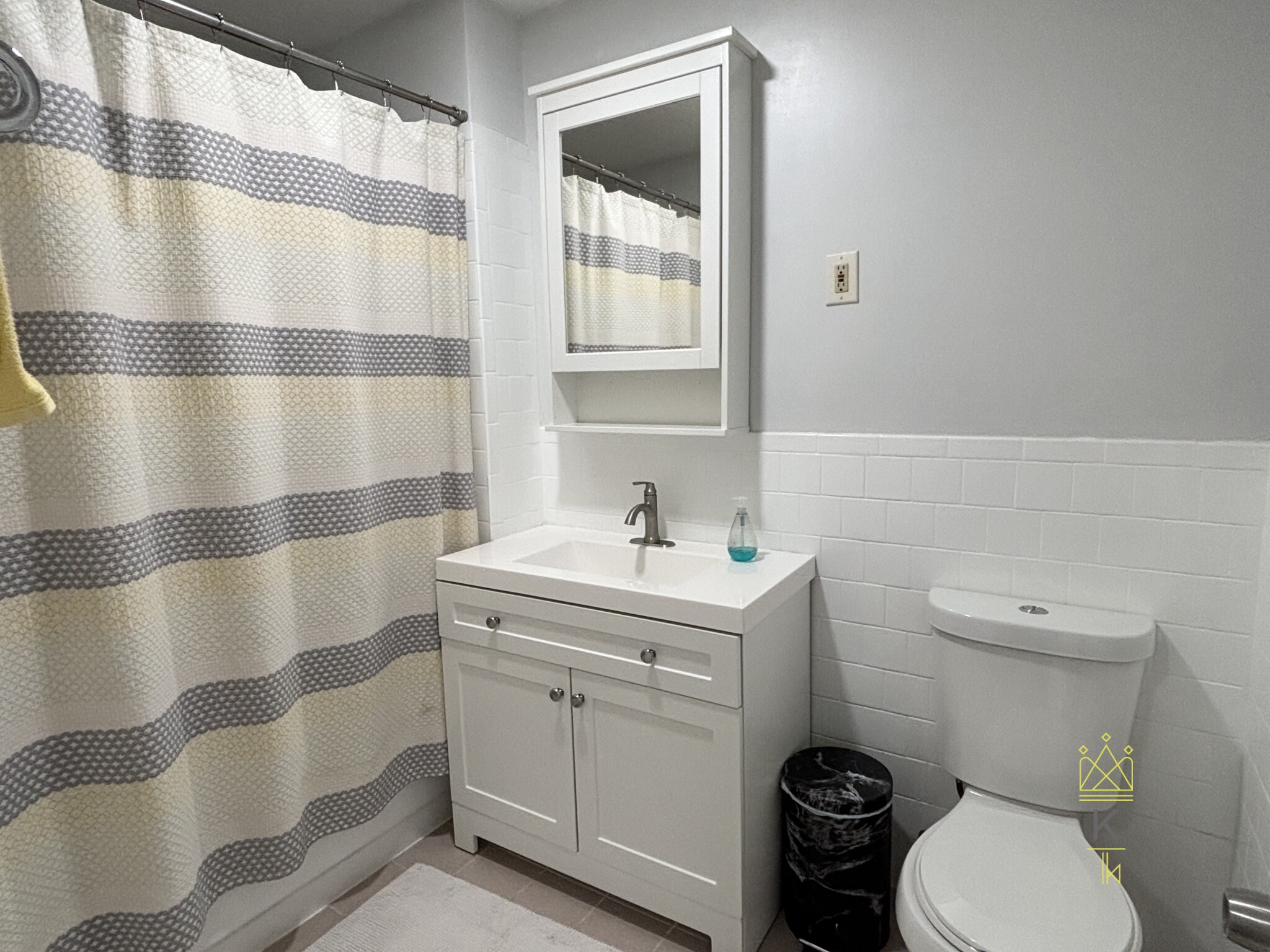 29 Harrison St, Roslindale