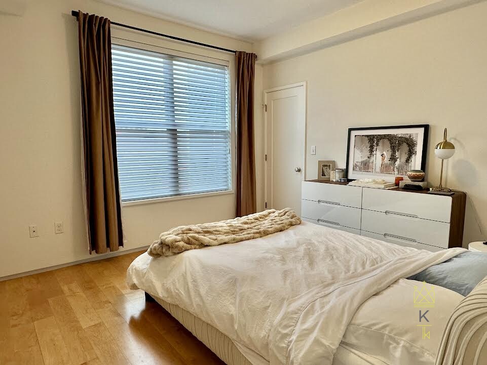 345 D St, South Boston