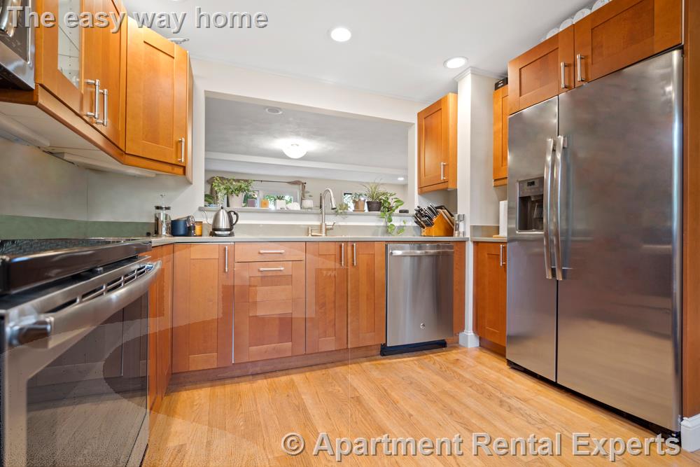 55 Waterhouse St, Teele Square