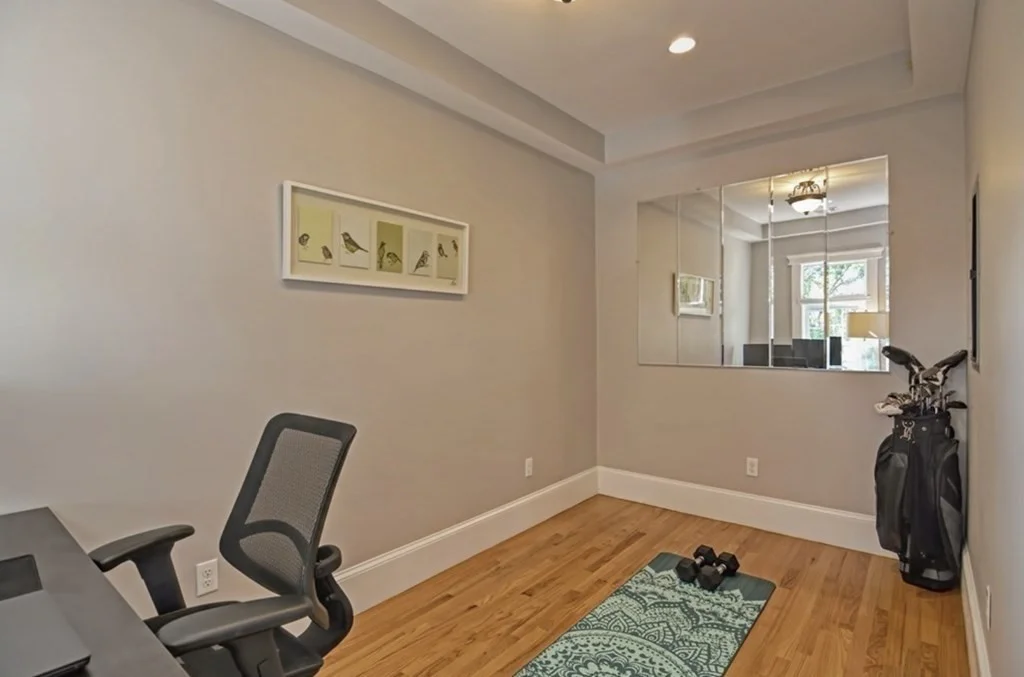 651 East 6th St, South Boston