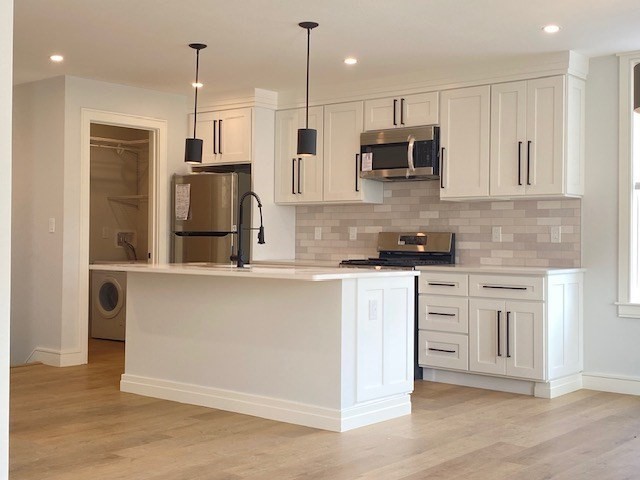 92 Walnut St, Watertown