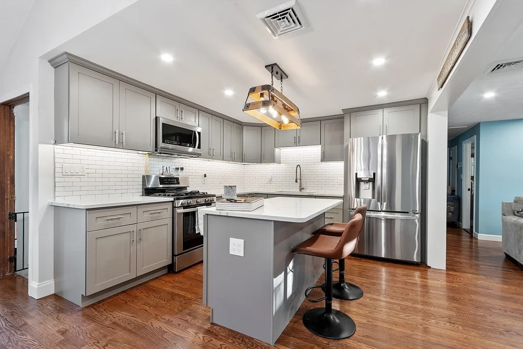 963 South St, Tewksbury