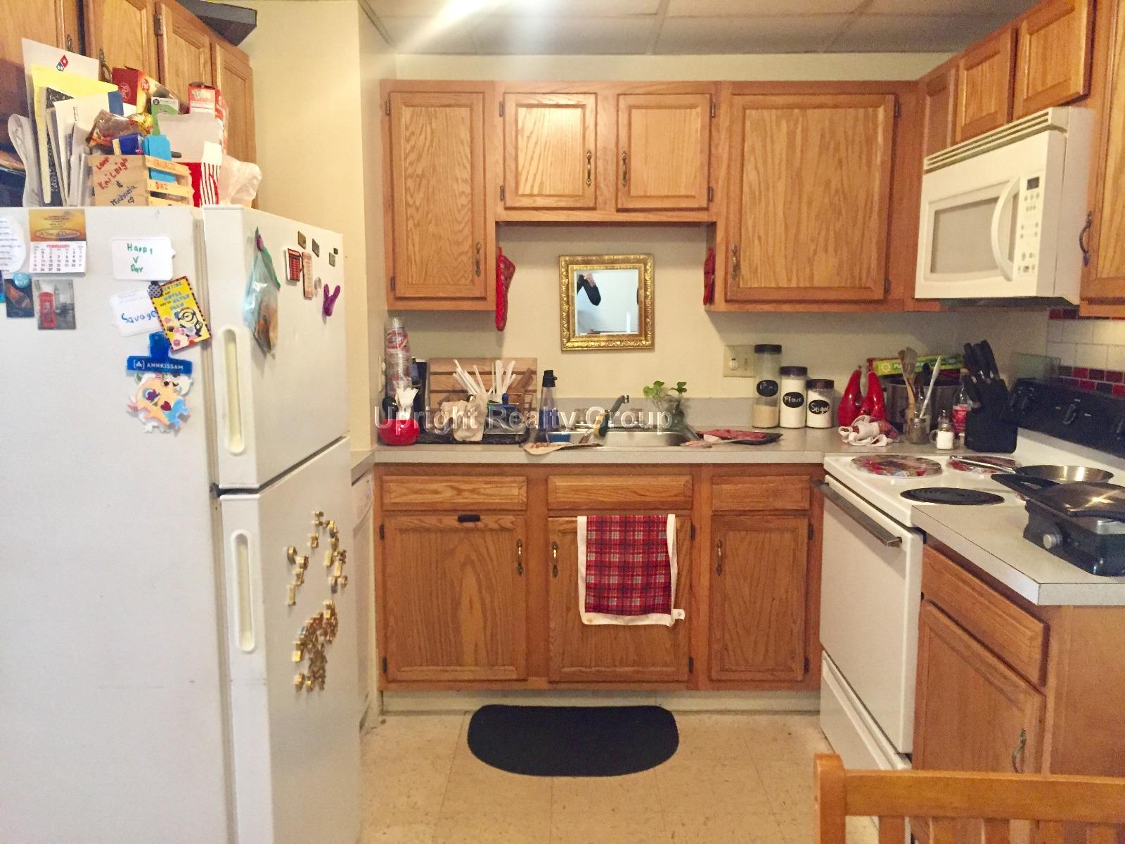 2 bed, 1 bath apartment for rent at 1731 Washington St Unit 9, Braintree — photo 3 of 11