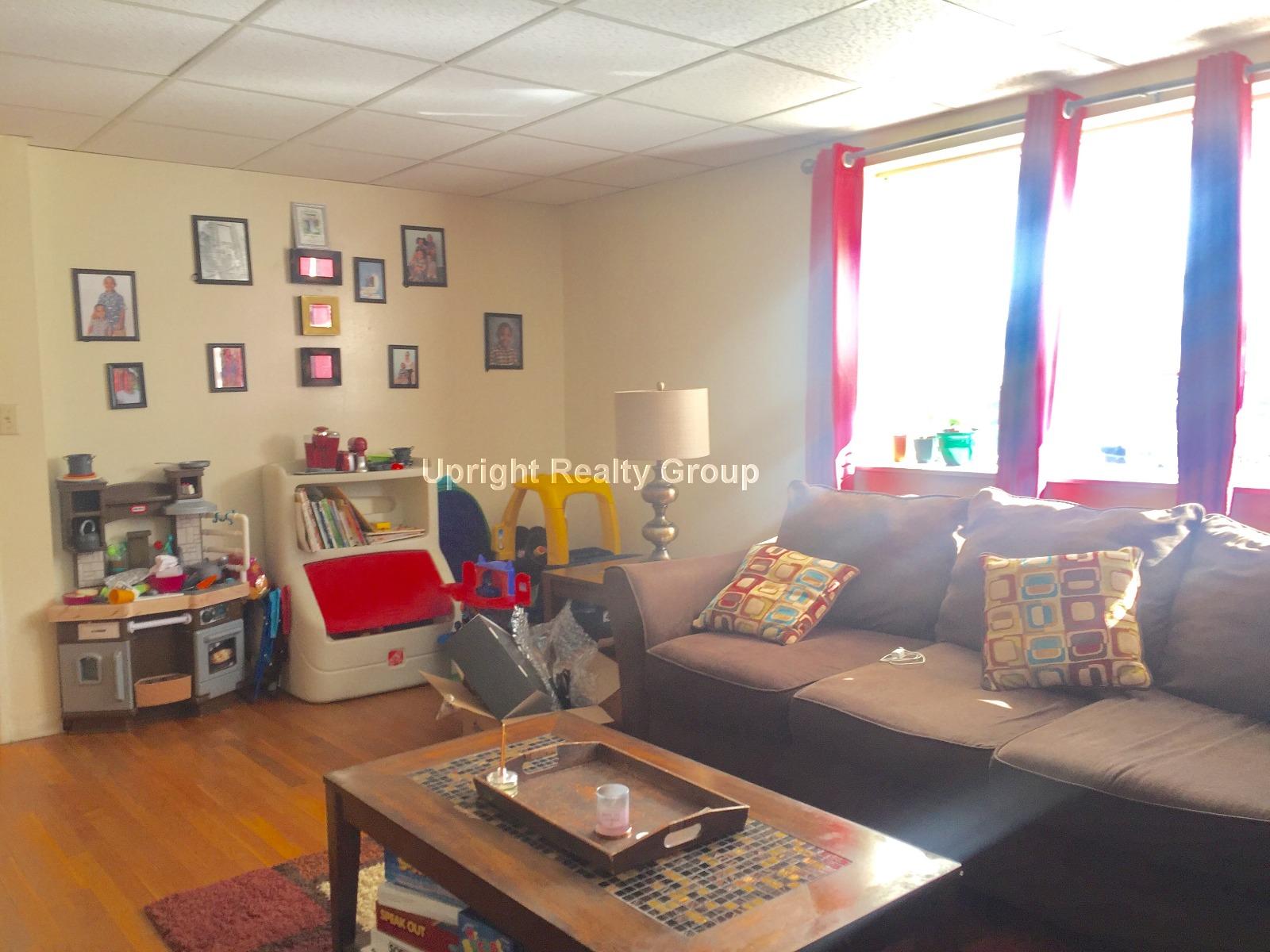 2 bed, 1 bath apartment for rent at 1731 Washington St Unit 9, Braintree — photo 1 of 11