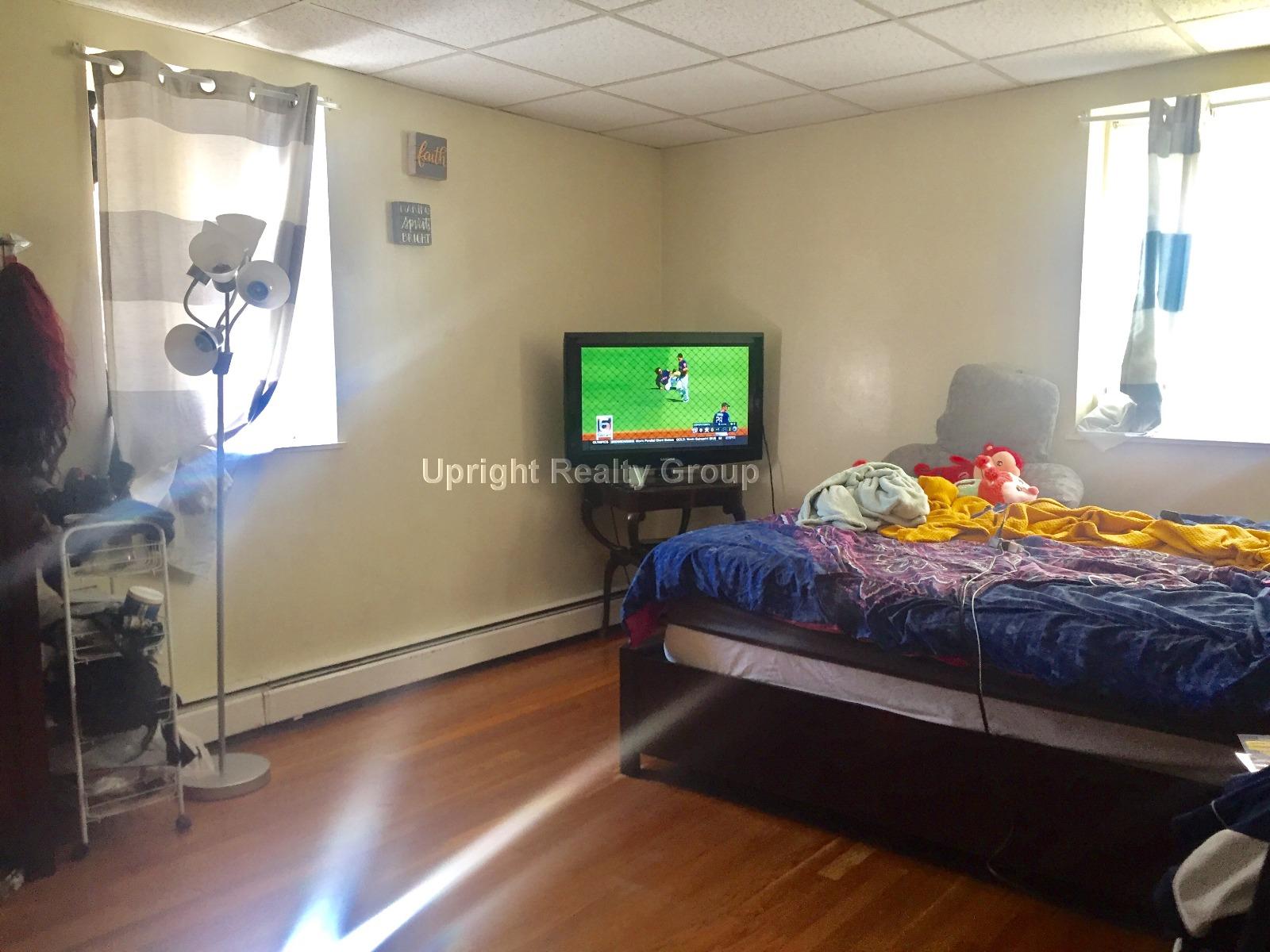 2 bed, 1 bath apartment for rent at 1731 Washington St Unit 9, Braintree — photo 6 of 11