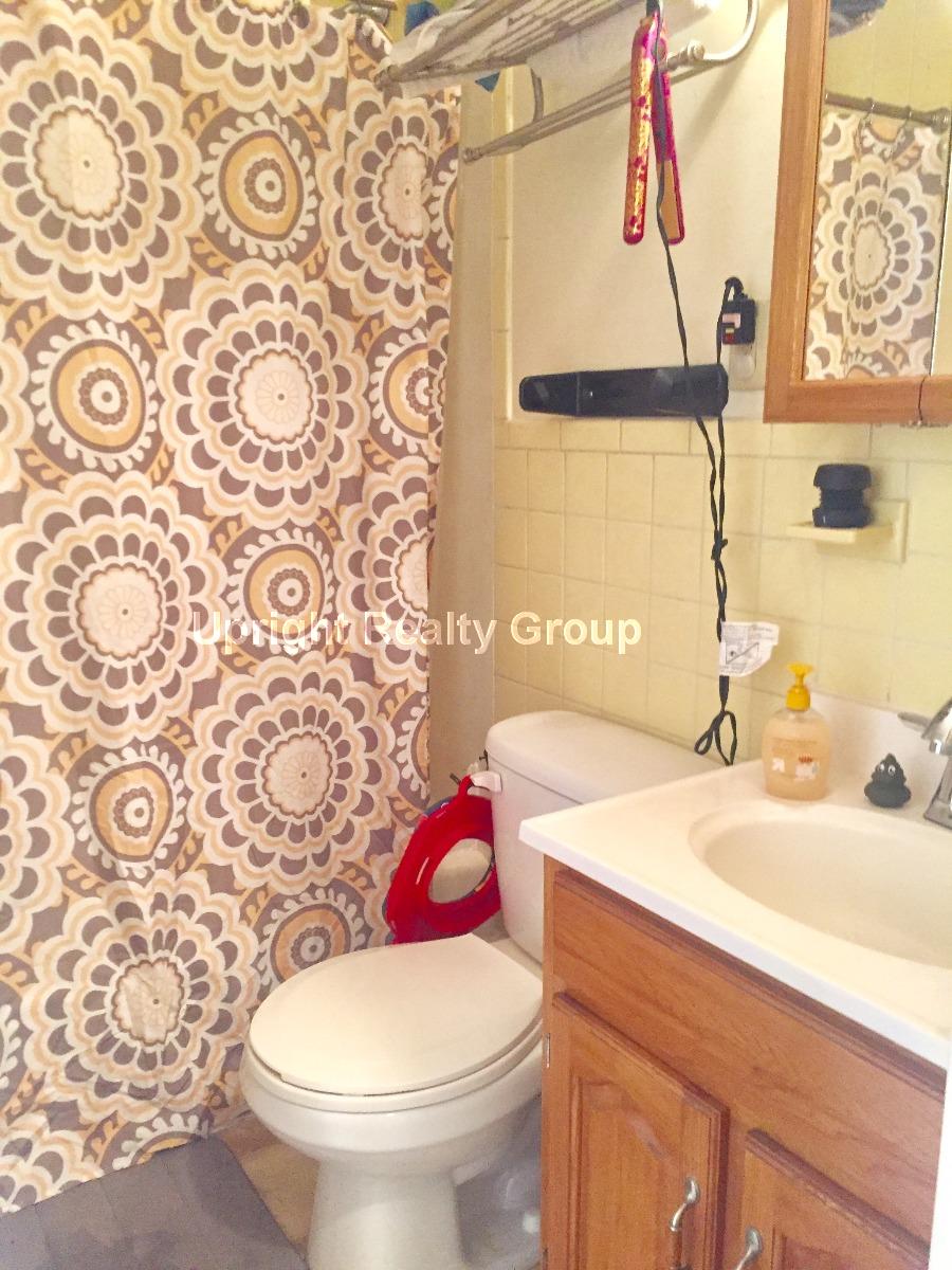 2 bed, 1 bath apartment for rent at 1731 Washington St Unit 9, Braintree — photo 10 of 11